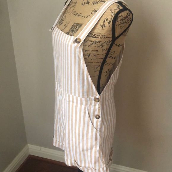 NWT Hollister  striped overall shorts size Small - Picture 3 of 5